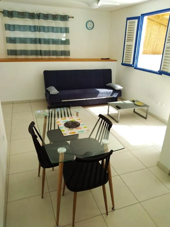 Appartement Cosy Le Marin 60 M² + Jardin 0*,